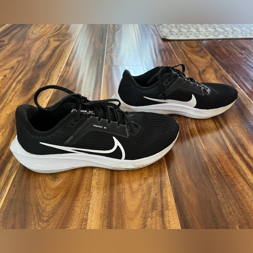 Womens Nike Pegasus 40